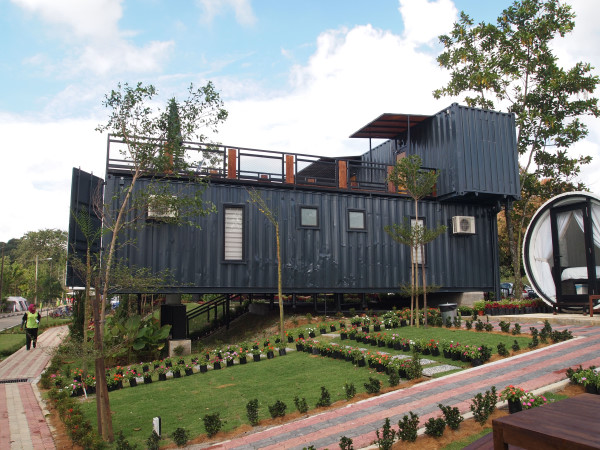 Tout savoir sur la construction d’une maison container